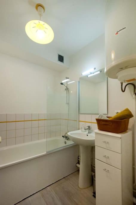 Le Prestigieux Centre Gare Wifi Et Parking Gratuit Apartment Amiens Exterior foto